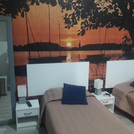 Hostal Africa Do Sul Lissabon Buitenkant foto